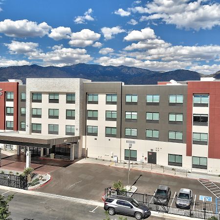 Holiday Inn Express & Suites - Albuquerque East, An Ihg Hotel Exterior photo